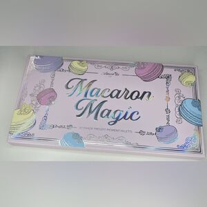 Amor us macaron magic 32 shade pressed pigment palette eyeshadows new in box
